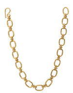 Cargue la imagen en el visor de la galería, Links Gold Necklace in 24k gold-plated brass, elegant chain design.