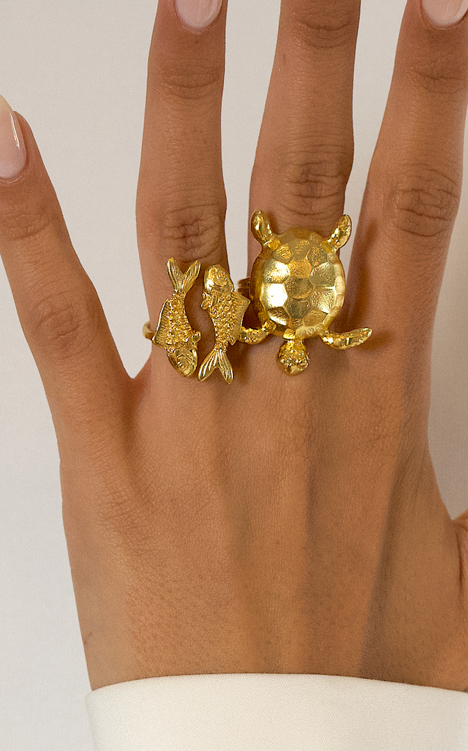 Anillo de pareja de peces de oro