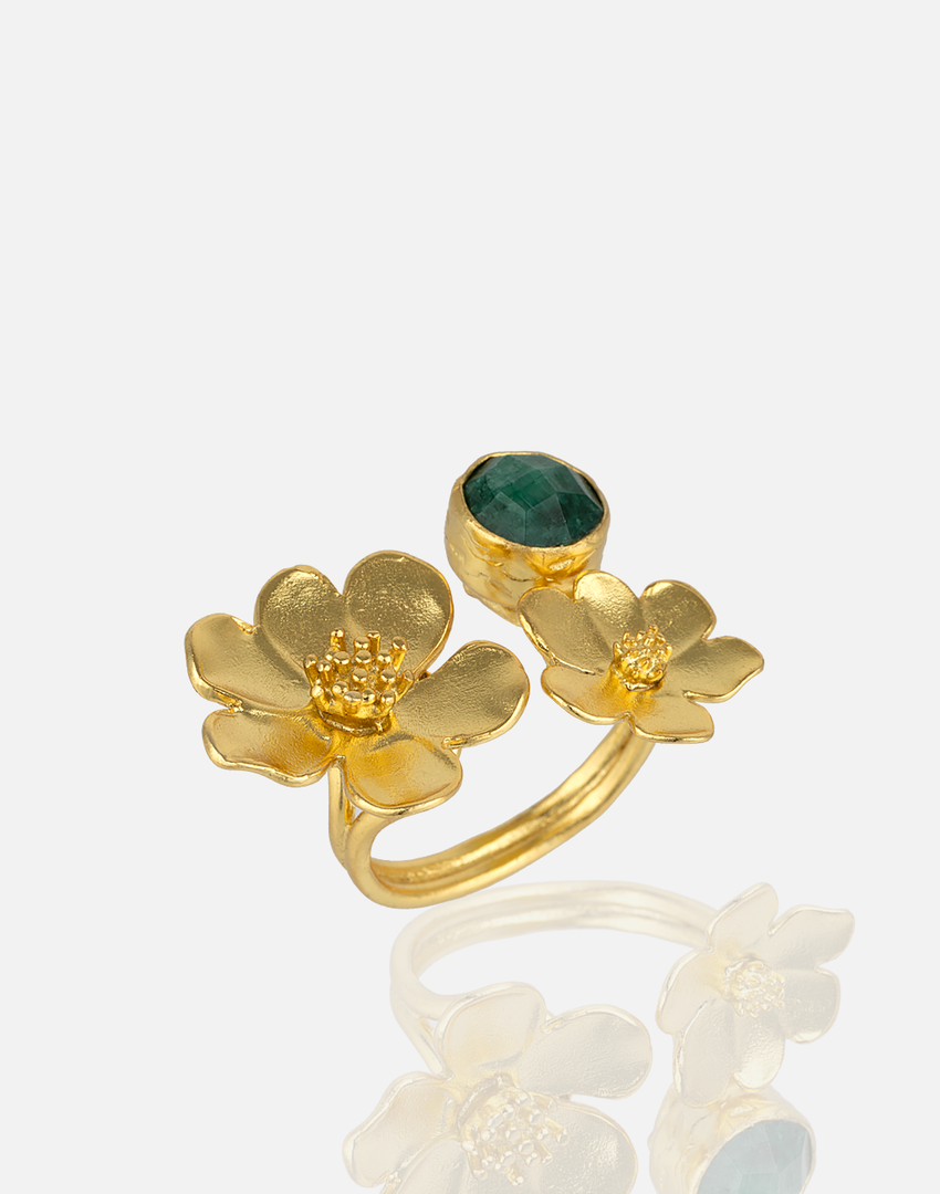 Flower adjustable ring with 24k gold plating and floral design.